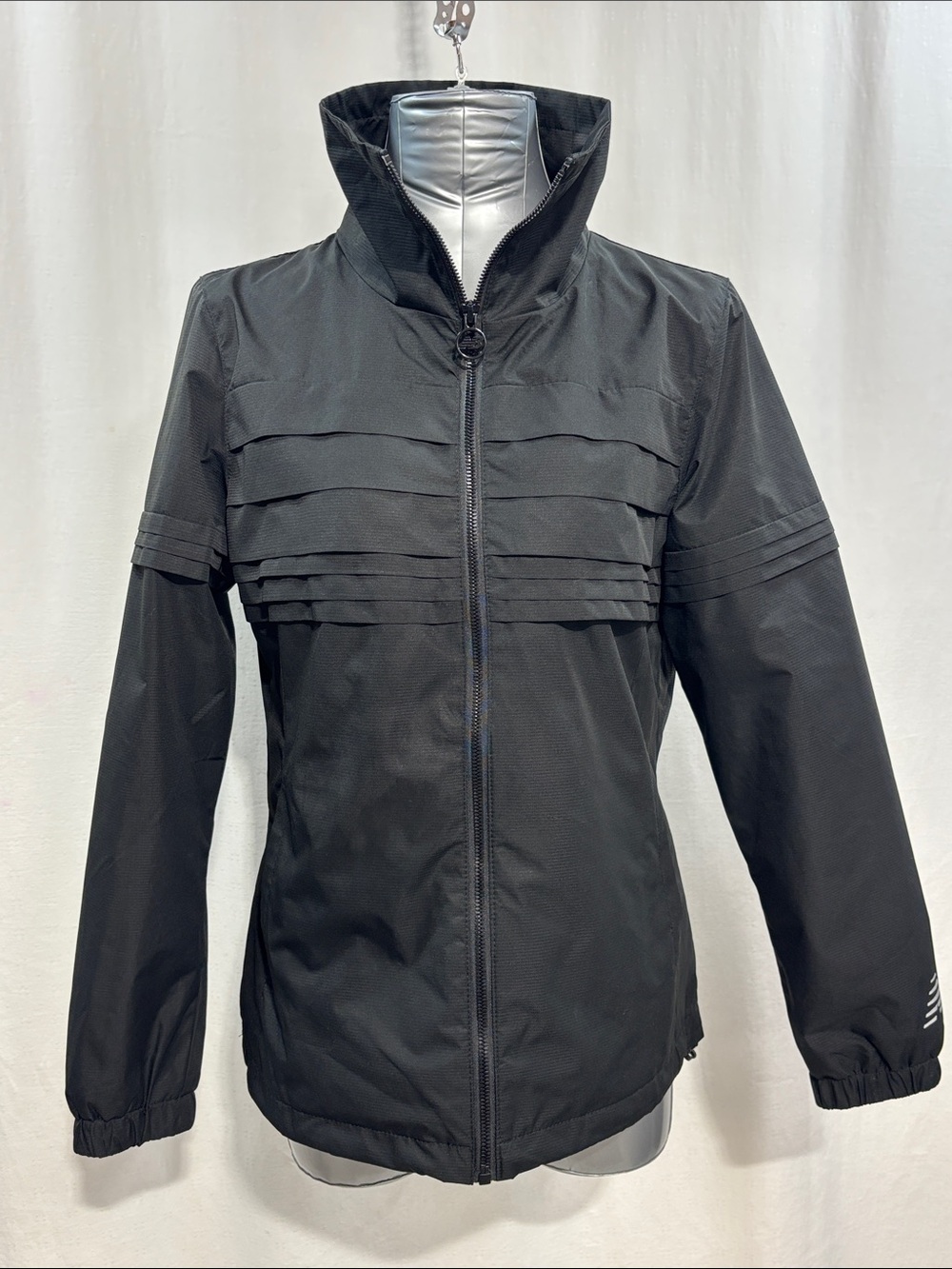 New Balance Black Utility Jacket with Pleated Front Panels Light Weight Active